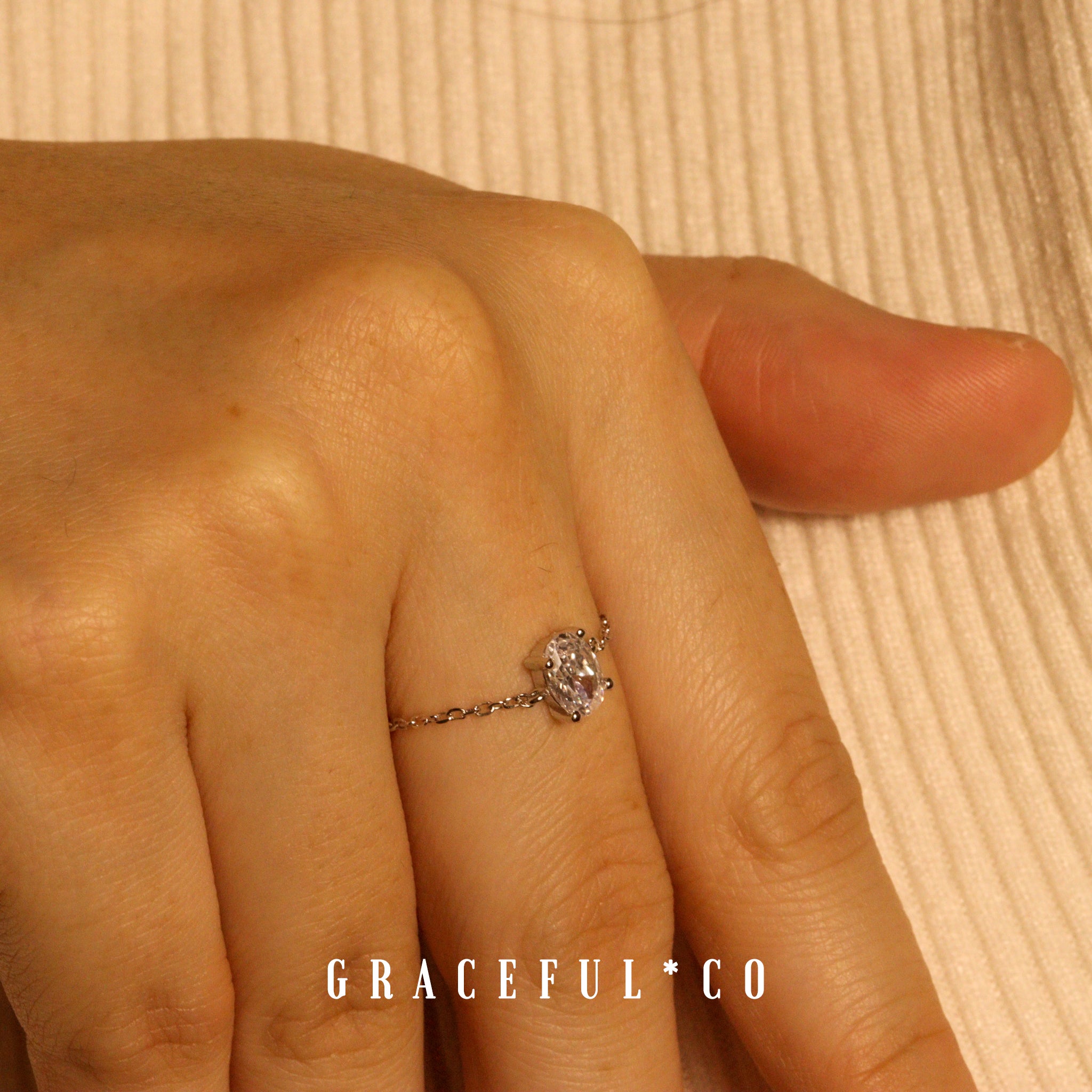 Silver Diamond Radiance Chain Ring - Gracefulandco