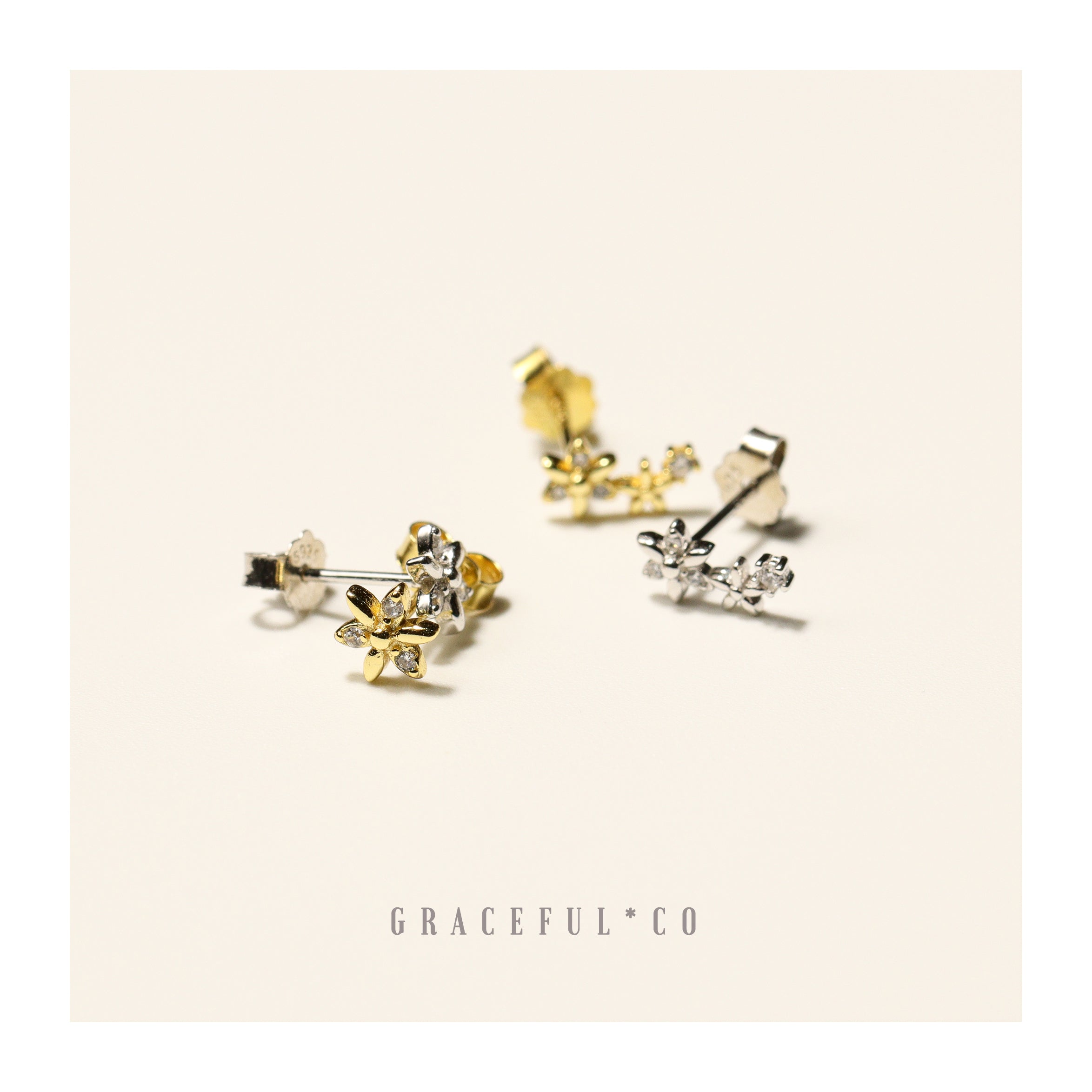 Caroline Little Flowers Stud Earrings - Gracefulandco