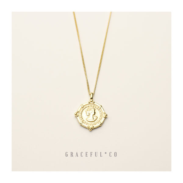 Queen Elizabeth ii Coin Necklace - Gracefulandco