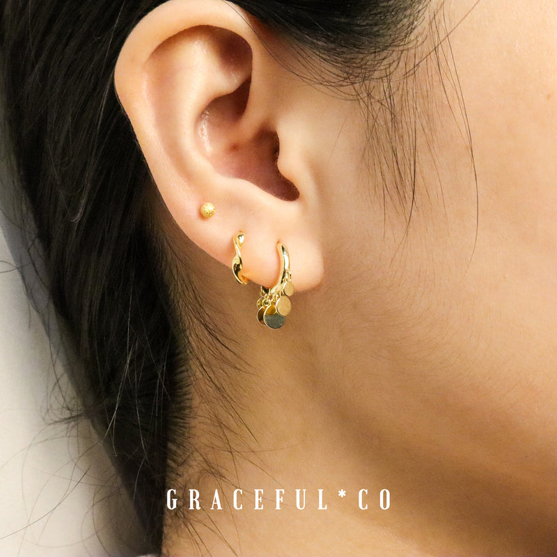 Dainty Daisy Stud Earrings – Gracefulandco